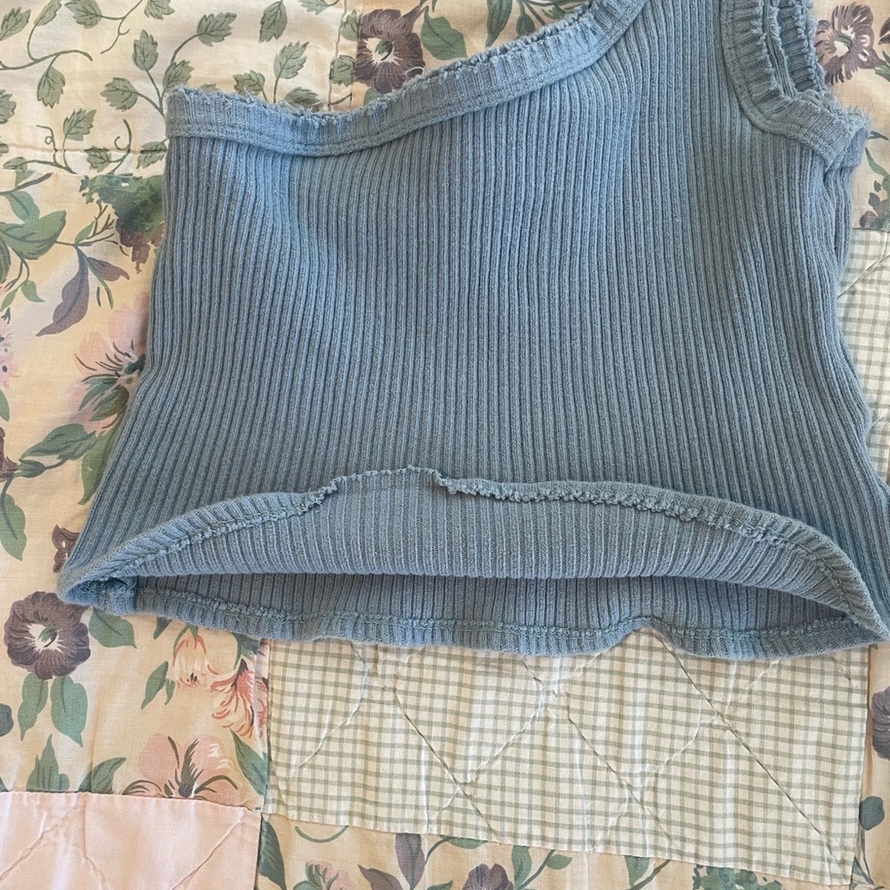 Urban Outfitters Blue One Shoulder Crop Top Size Small - Picture 3 of 4